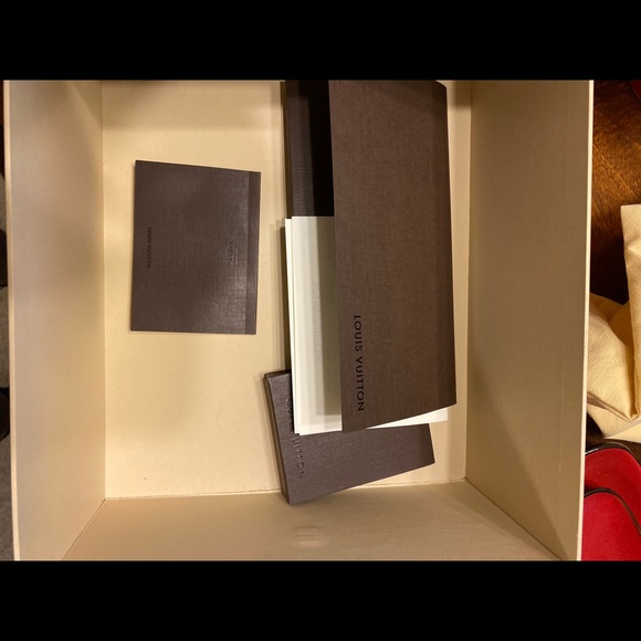 Louis Vuitton high top sneakers - Picture 5 of 8